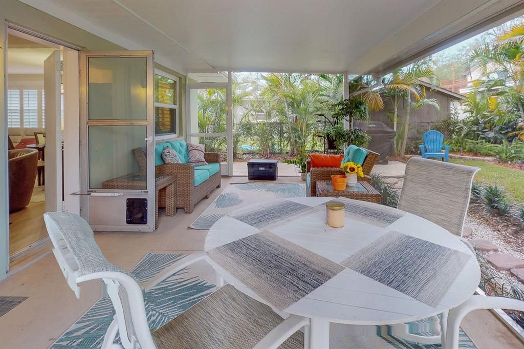 En Venta: $670,000 (4 camas, 2 baños, 1913 Pies cuadrados)