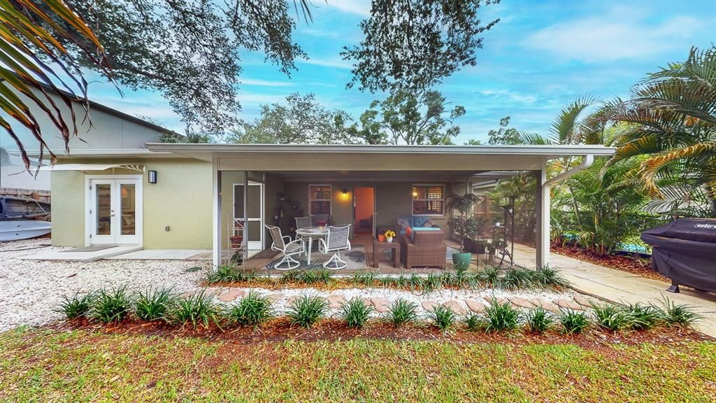En Venta: $670,000 (4 camas, 2 baños, 1913 Pies cuadrados)
