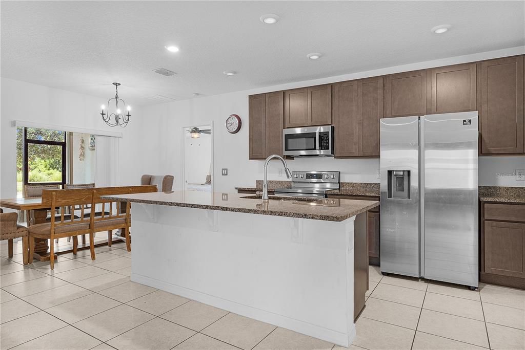 Active With Contract: $334,900 (3 beds, 2 baths, 1876 Square Feet)