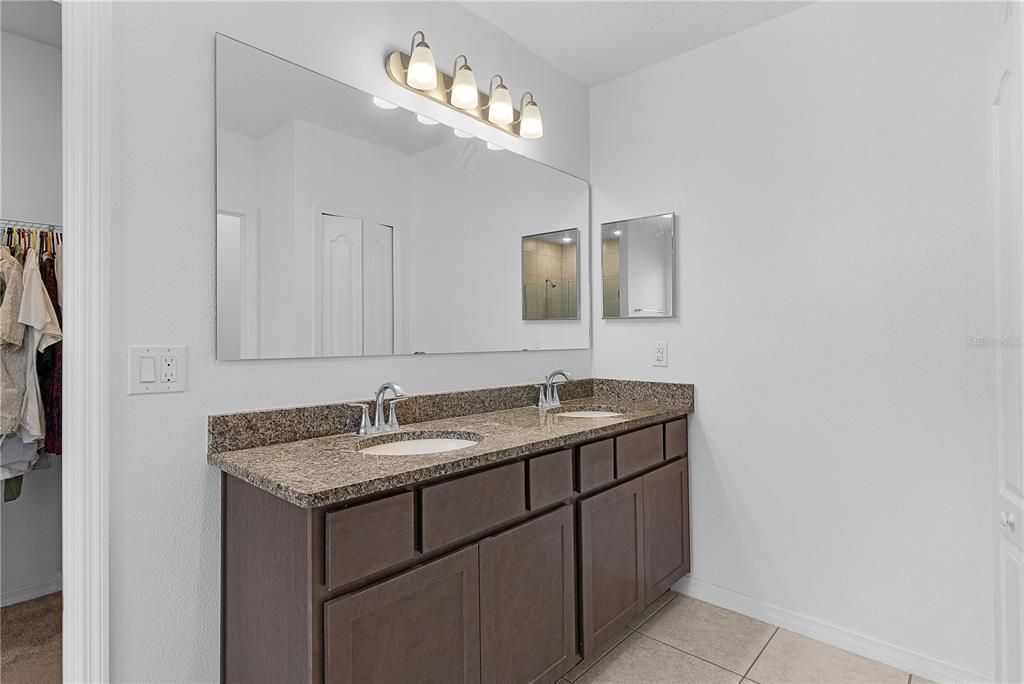 Active With Contract: $334,900 (3 beds, 2 baths, 1876 Square Feet)