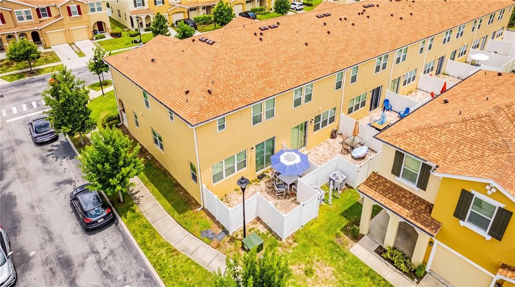 В аренду: $2,600 (4 спален, 3 ванн, 1649 Квадратных фут)