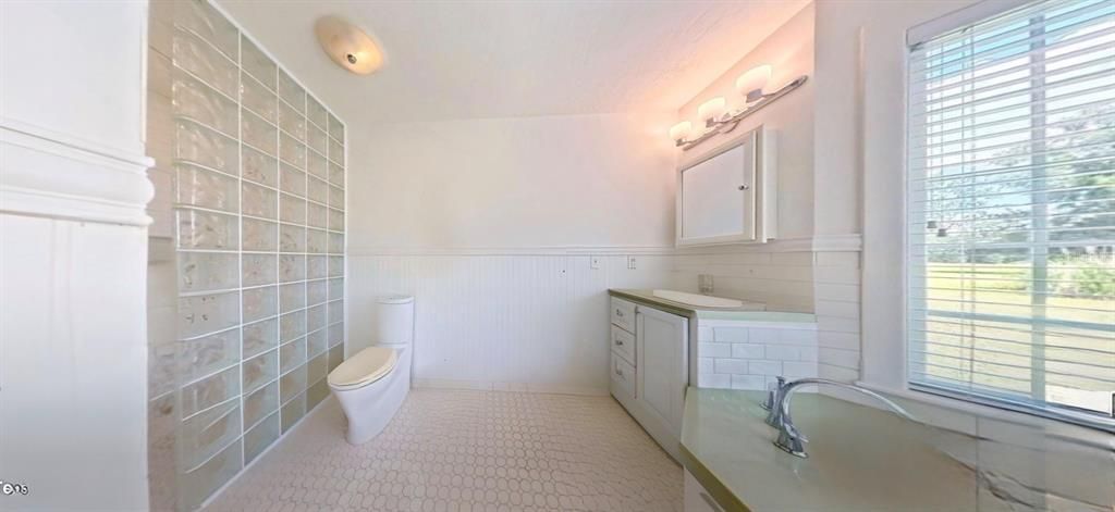 For Sale: $630,000 (3 beds, 2 baths, 1853 Square Feet)