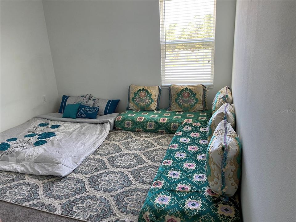 En Renta: $2,250 (3 camas, 2 baños, 2019 Pies cuadrados)