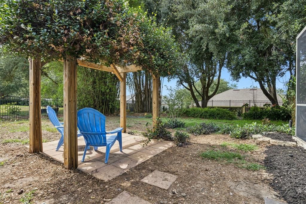 For Sale: $549,000 (3 beds, 2 baths, 1914 Square Feet)