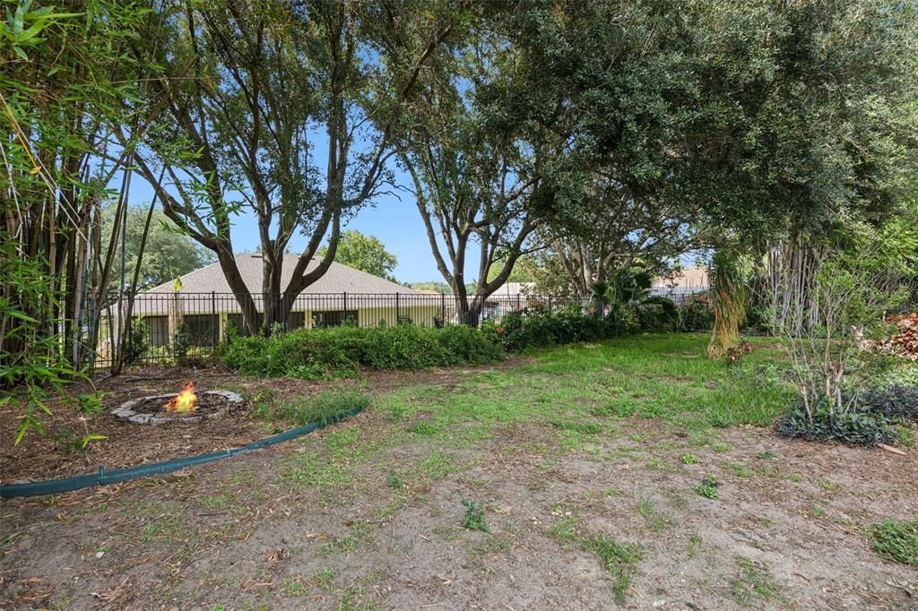 For Sale: $549,000 (3 beds, 2 baths, 1914 Square Feet)