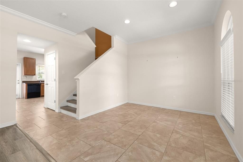For Sale: $410,000 (4 beds, 2 baths, 1628 Square Feet)