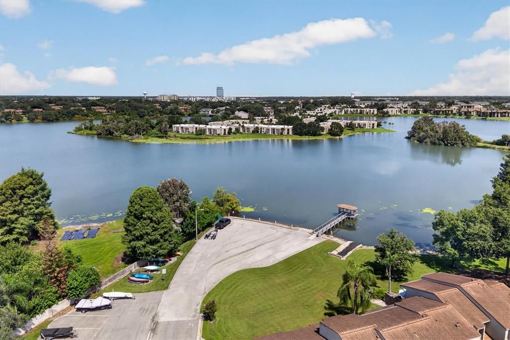 Activo con contrato: $269,000 (3 camas, 2 baños, 1817 Pies cuadrados)