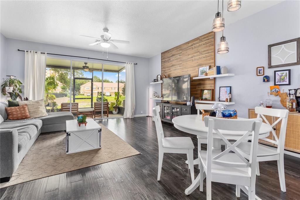 For Sale: $290,000 (2 beds, 2 baths, 1546 Square Feet)