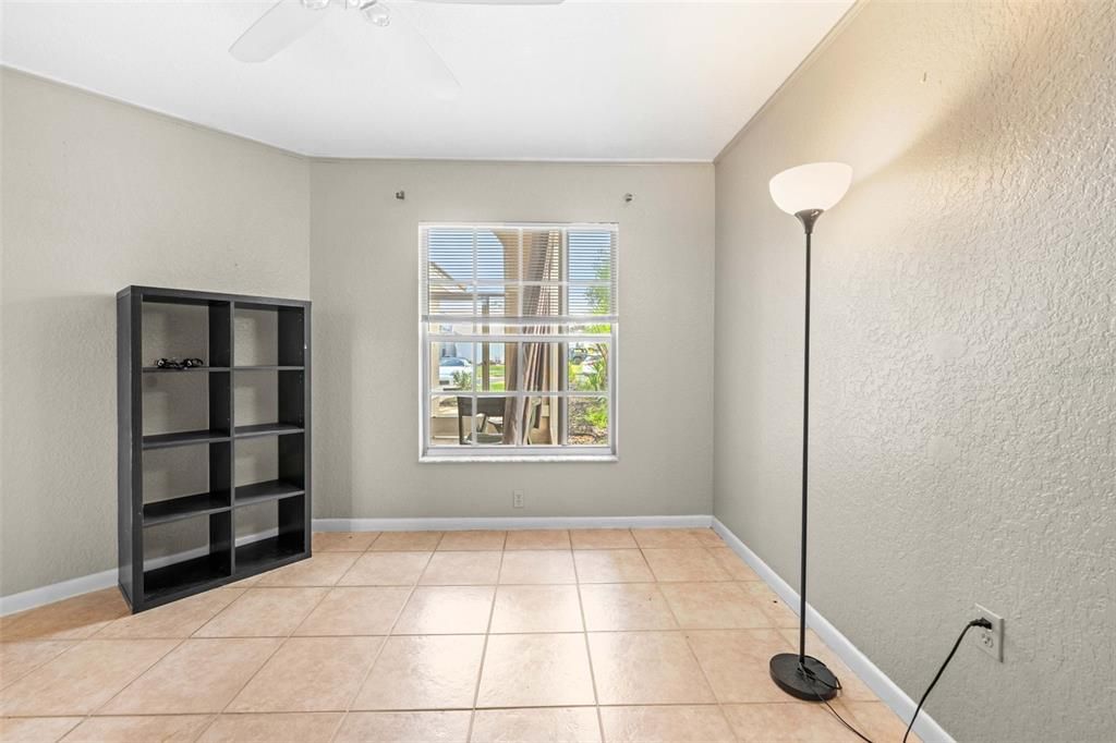 For Sale: $399,999 (3 beds, 2 baths, 2376 Square Feet)
