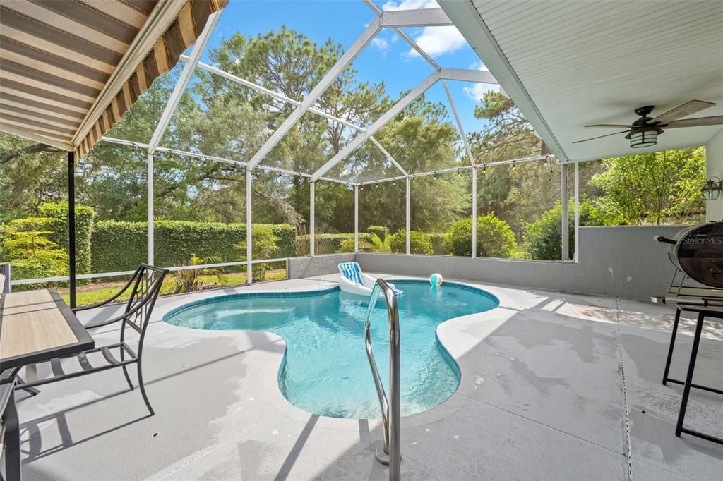 For Sale: $399,999 (3 beds, 2 baths, 2376 Square Feet)
