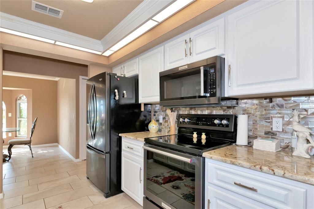 На продажу: $639,000 (3 спален, 2 ванн, 1839 Квадратных фут)