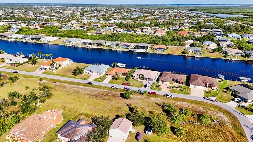 На продажу: $639,000 (3 спален, 2 ванн, 1839 Квадратных фут)
