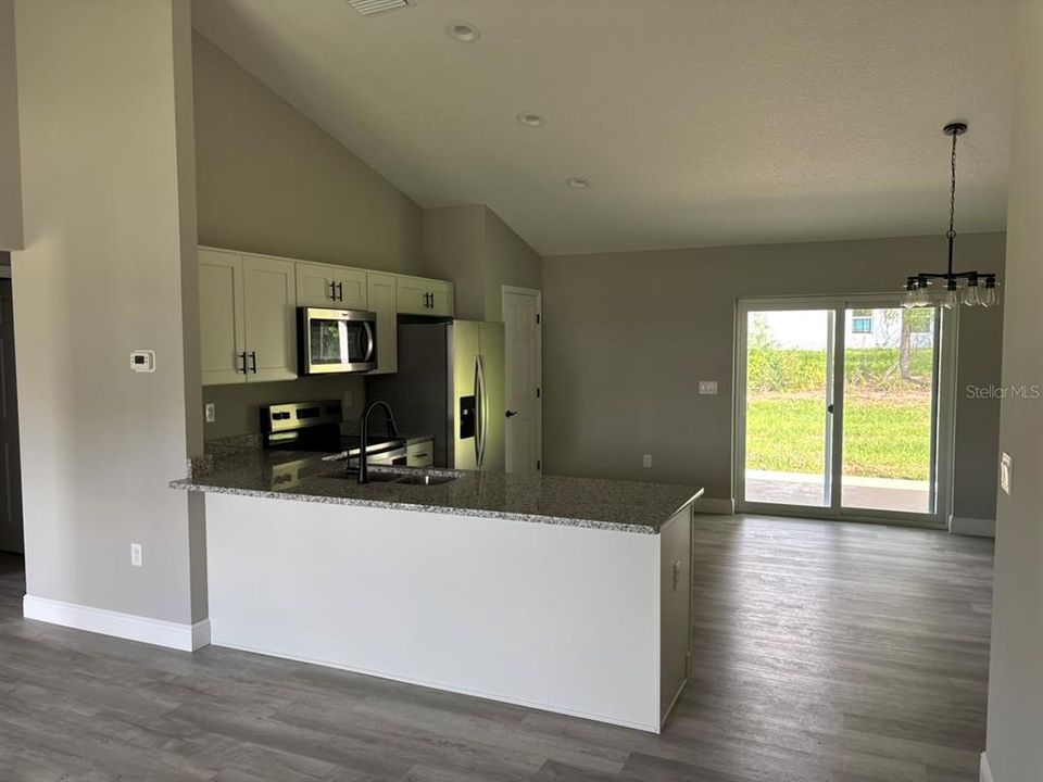 En Venta: $239,900 (3 camas, 2 baños, 1405 Pies cuadrados)