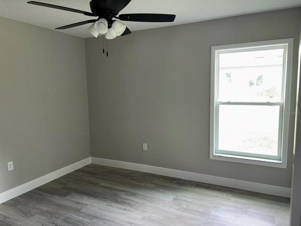 En Venta: $239,900 (3 camas, 2 baños, 1405 Pies cuadrados)