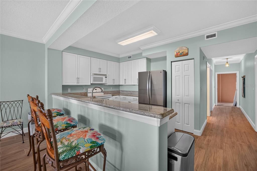 For Sale: $545,000 (3 beds, 2 baths, 1640 Square Feet)