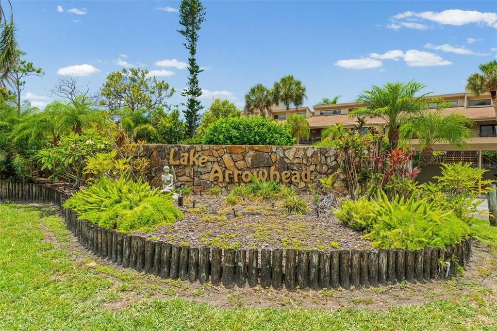 For Sale: $289,900 (2 beds, 2 baths, 1214 Square Feet)