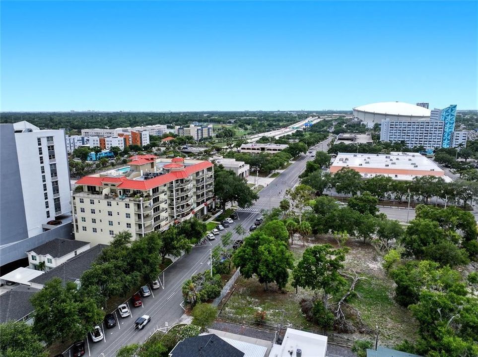На продажу: $750,000 (2 спален, 2 ванн, 1640 Квадратных фут)