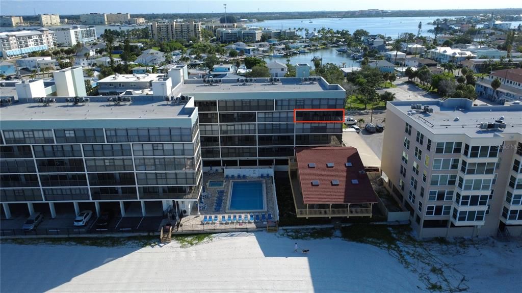 На продажу: $625,000 (2 спален, 2 ванн, 1167 Квадратных фут)