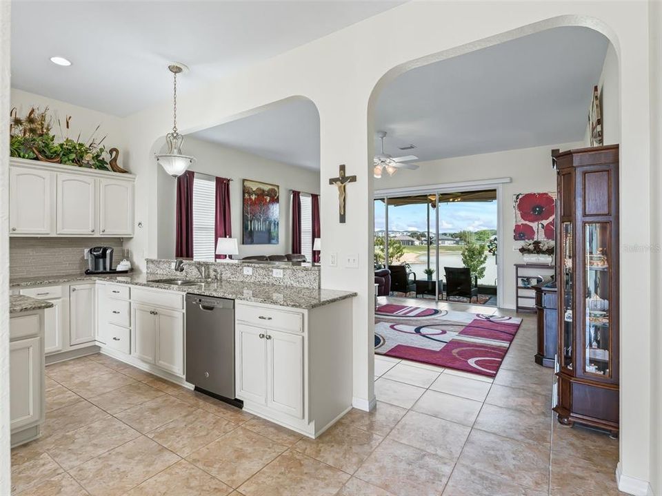 For Sale: $445,000 (3 beds, 2 baths, 1735 Square Feet)