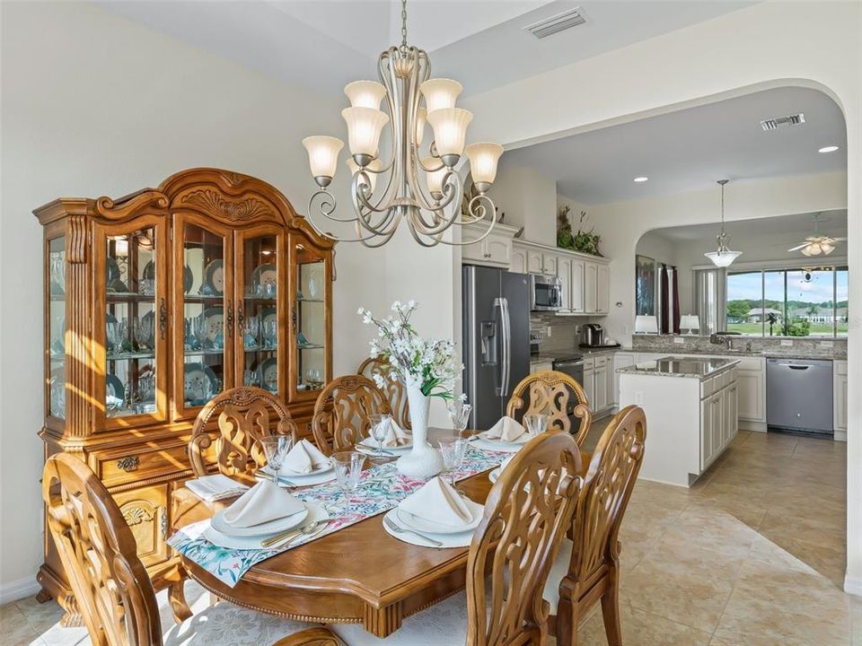 For Sale: $445,000 (3 beds, 2 baths, 1735 Square Feet)