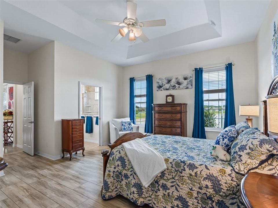 For Sale: $445,000 (3 beds, 2 baths, 1735 Square Feet)