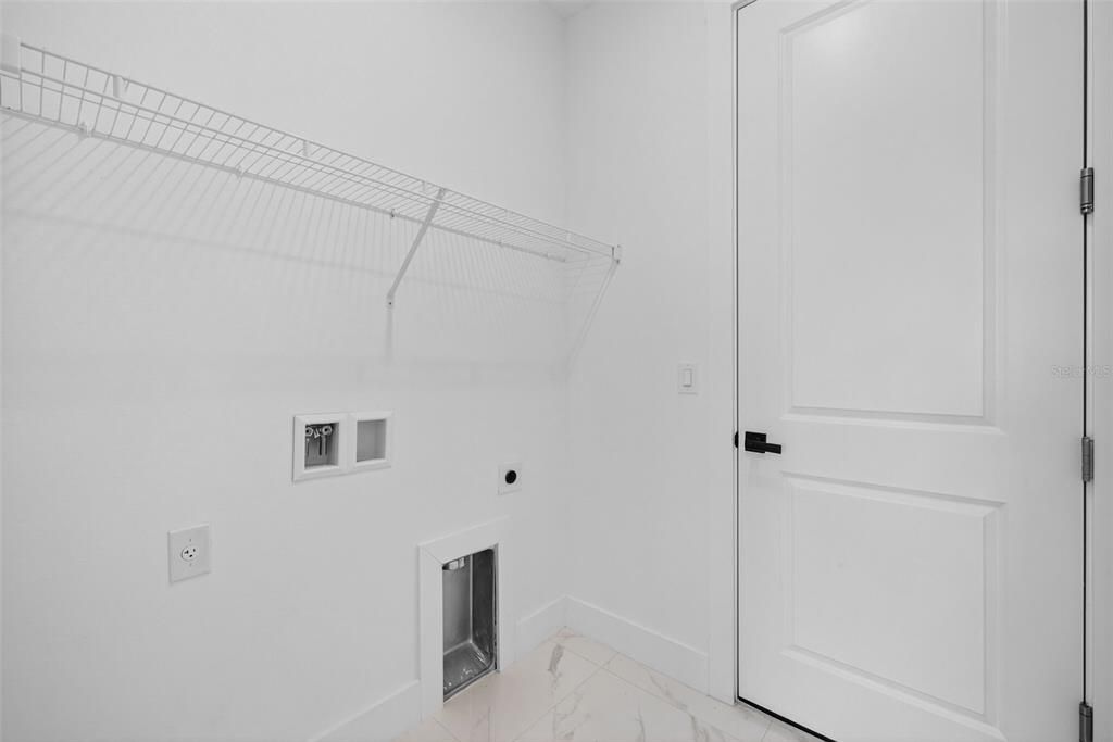 For Sale: $365,000 (3 beds, 2 baths, 2012 Square Feet)