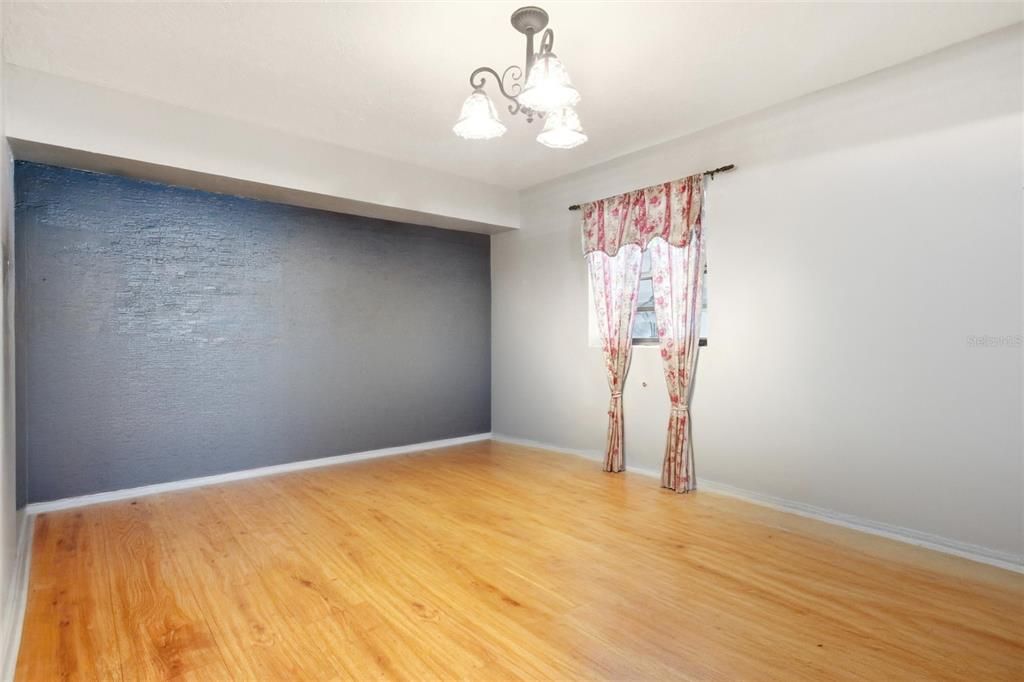 For Sale: $254,900 (2 beds, 2 baths, 1130 Square Feet)