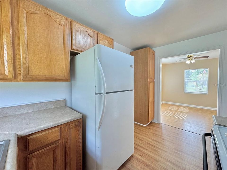 For Sale: $189,000 (3 beds, 1 baths, 1080 Square Feet)