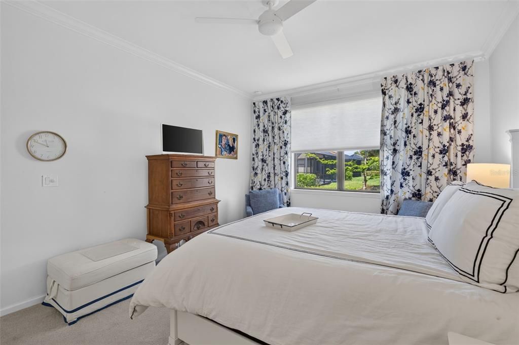For Sale: $489,000 (2 beds, 2 baths, 1548 Square Feet)