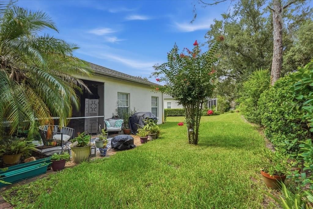 Activo con contrato: $323,000 (2 camas, 2 baños, 1367 Pies cuadrados)