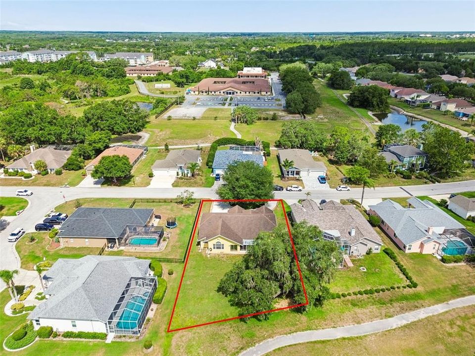 En Venta: $429,000 (3 camas, 2 baños, 2318 Pies cuadrados)