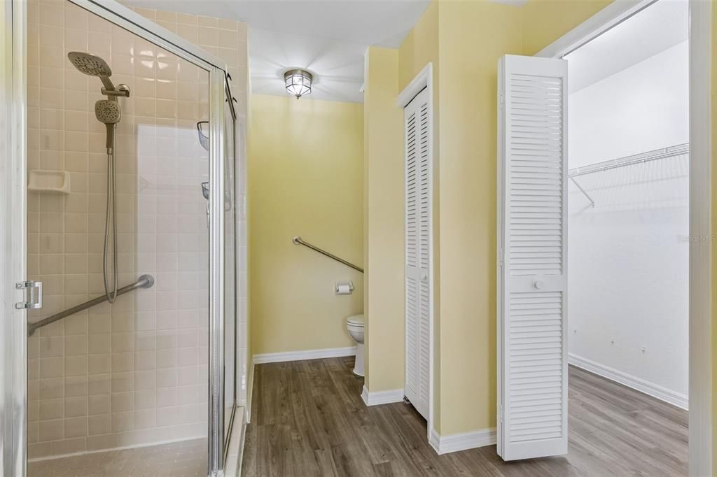 En Venta: $429,000 (3 camas, 2 baños, 2318 Pies cuadrados)