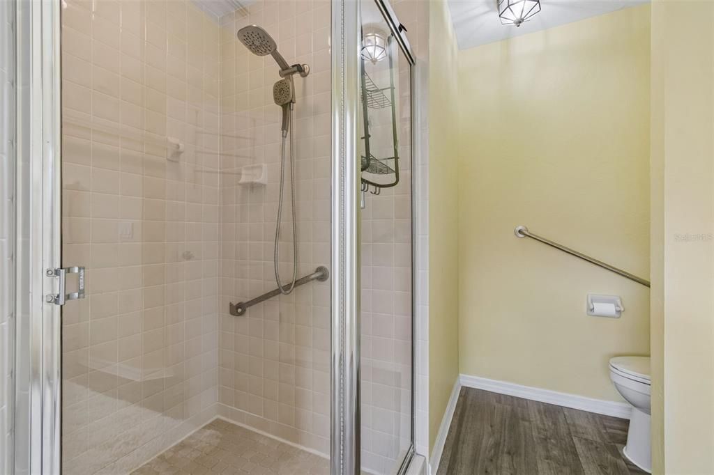 En Venta: $429,000 (3 camas, 2 baños, 2318 Pies cuadrados)
