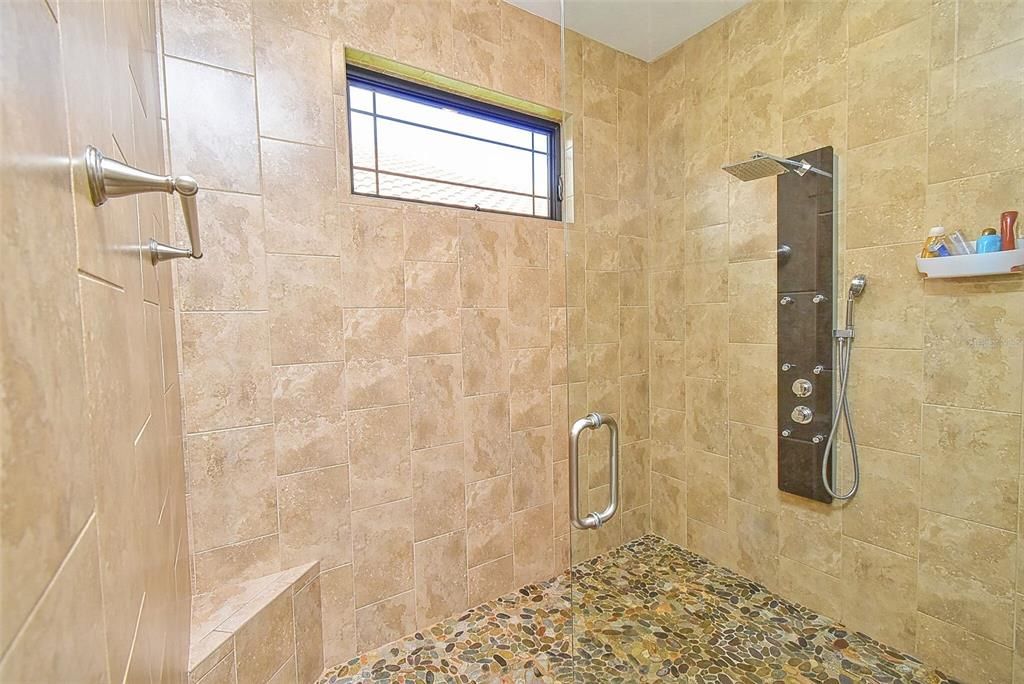 На продажу: $829,500 (3 спален, 2 ванн, 2341 Квадратных фут)