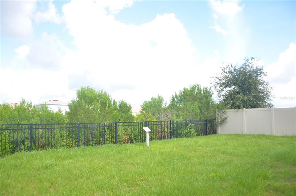 For Rent: $2,000 (3 beds, 2 baths, 1725 Square Feet)