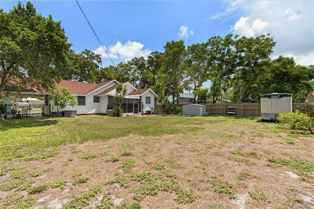 : $360,000 (3 спален, 1 ванн, 1634 Квадратных фут)