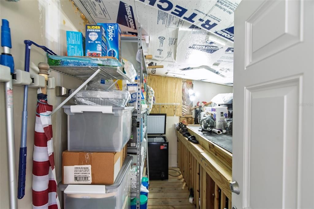For Sale: $190,000 (2 beds, 2 baths, 1080 Square Feet)
