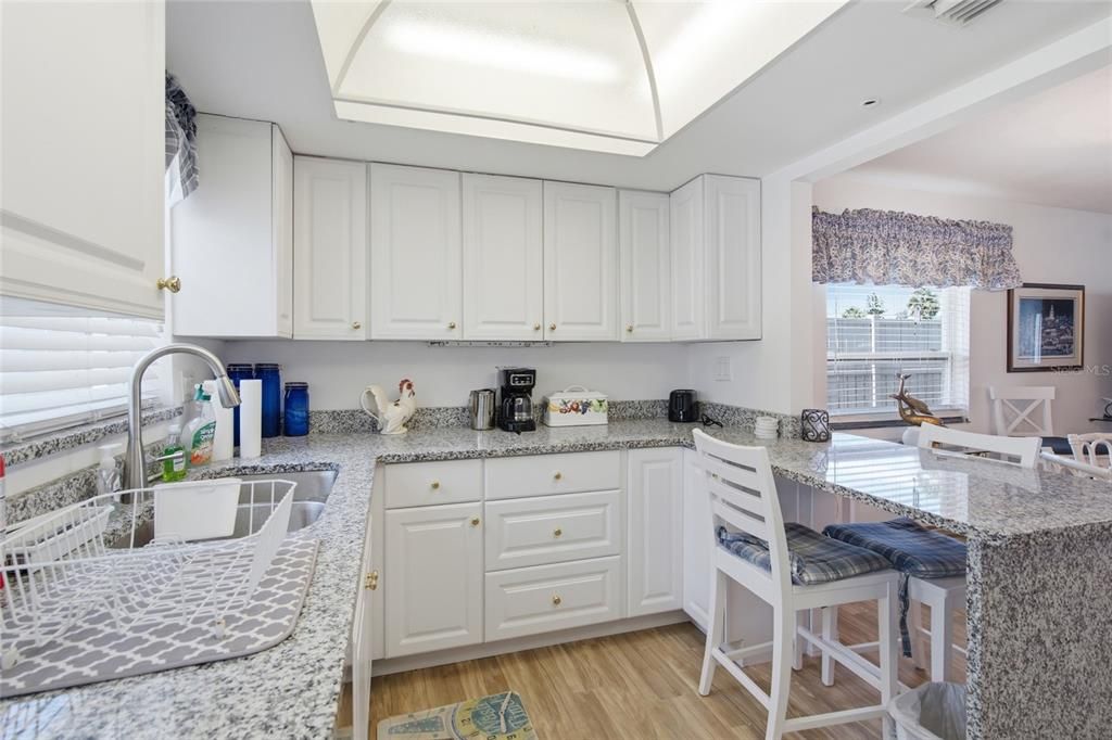 For Sale: $439,900 (2 beds, 2 baths, 1260 Square Feet)