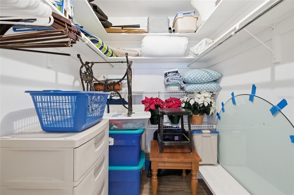 For Sale: $439,900 (2 beds, 2 baths, 1260 Square Feet)
