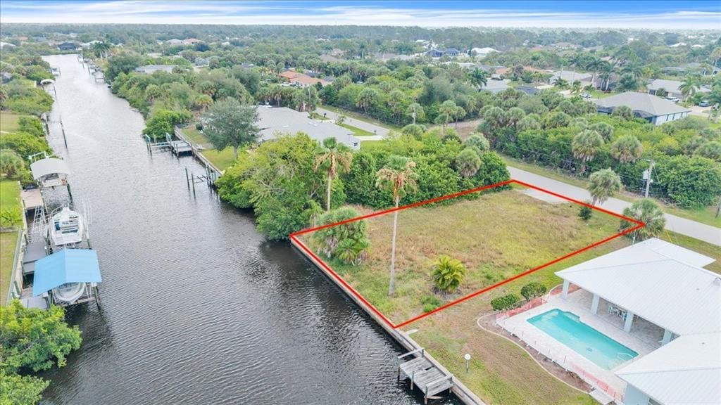 На продажу: $95,000 (0.23 acres)
