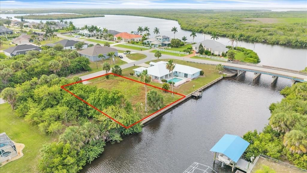 На продажу: $95,000 (0.23 acres)