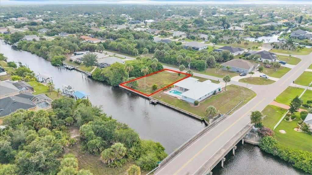 На продажу: $95,000 (0.23 acres)