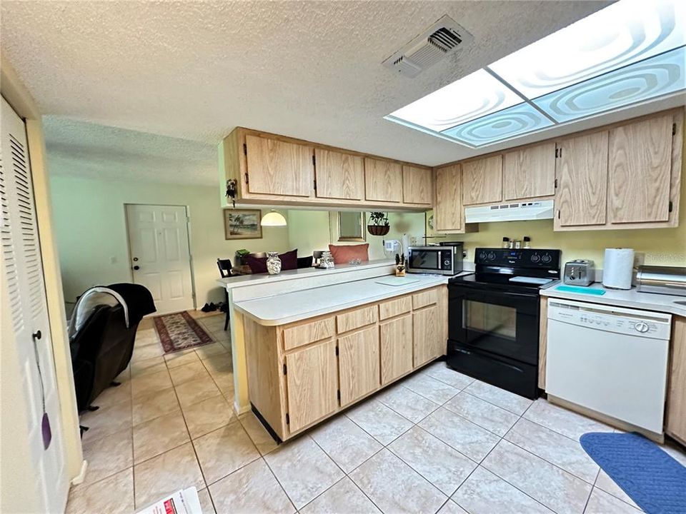En Venta: $130,000 (2 camas, 2 baños, 899 Pies cuadrados)