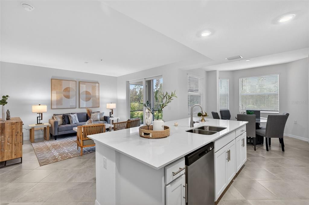 For Sale: $257,500 (2 beds, 2 baths, 1154 Square Feet)