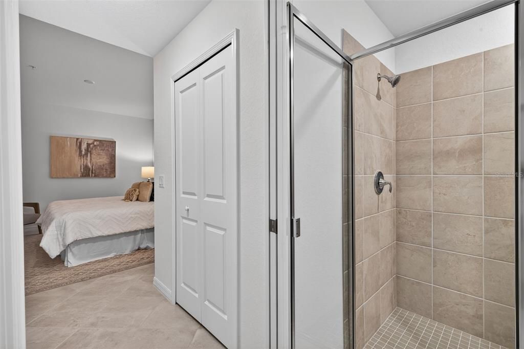 For Sale: $257,500 (2 beds, 2 baths, 1154 Square Feet)