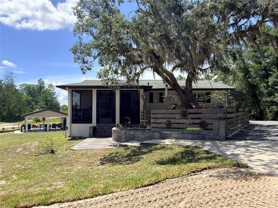 For Sale: $699,000 (4 beds, 2 baths, 2340 Square Feet)