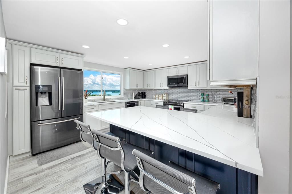For Sale: $495,000 (1 beds, 2 baths, 1235 Square Feet)