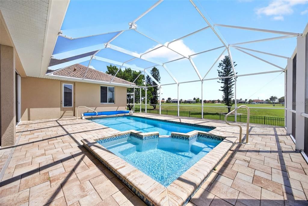 На продажу: $649,000 (3 спален, 2 ванн, 2400 Квадратных фут)