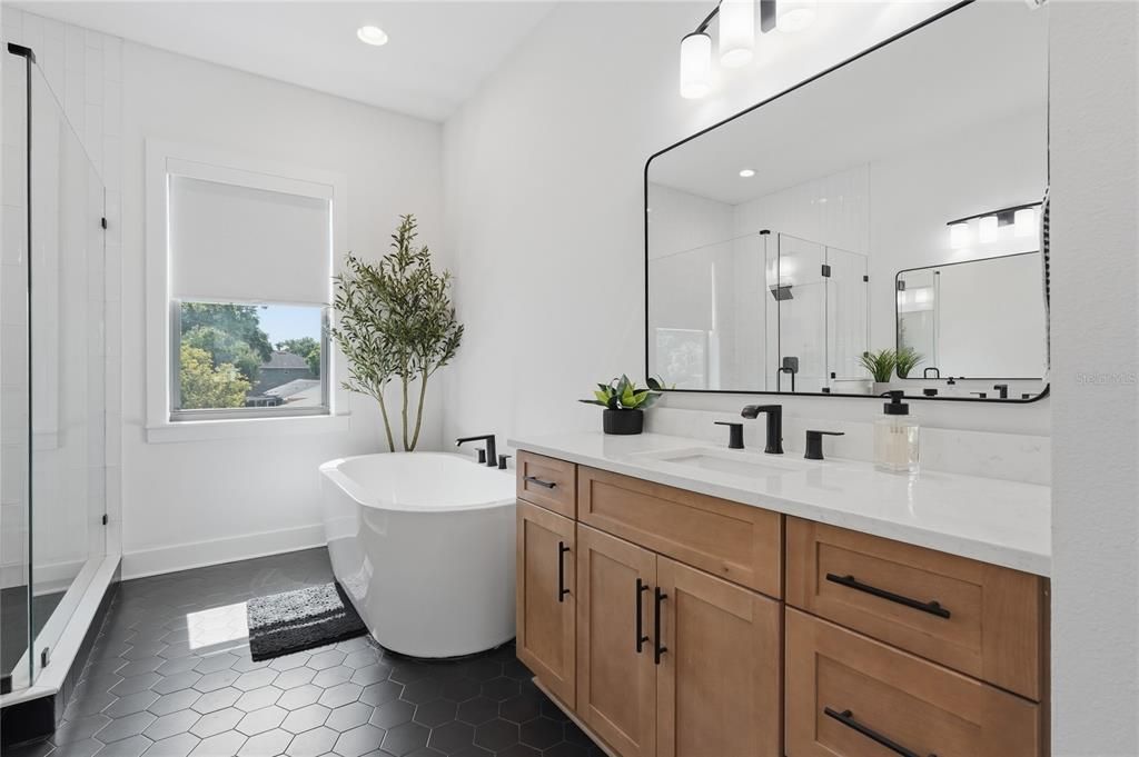 For Sale: $1,550,000 (4 beds, 3 baths, 3328 Square Feet)