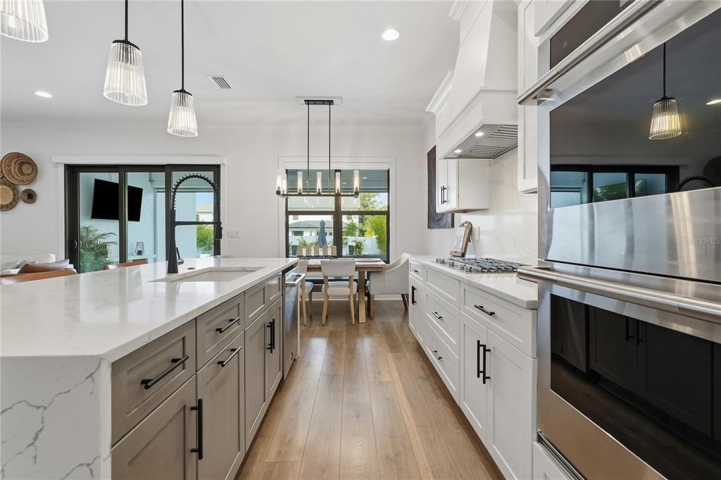For Sale: $1,550,000 (4 beds, 3 baths, 3328 Square Feet)